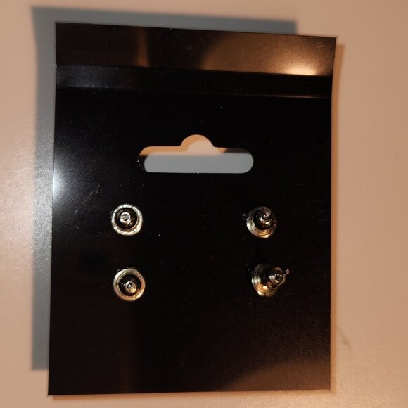 Two Pairs of Rounded Stud Earrings - Dark Green & Dark Blue - Picture 3 of 3